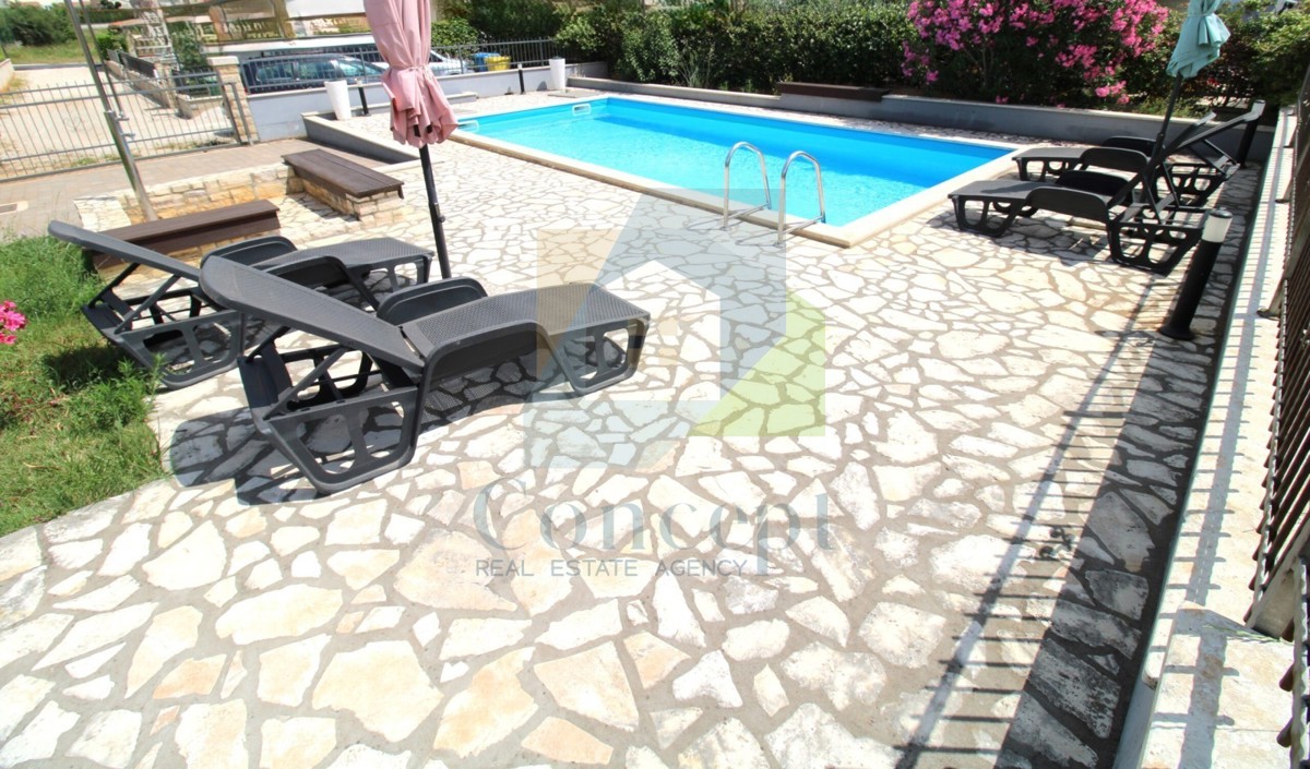 Kuća Na prodaju - ISTARSKA POREČ