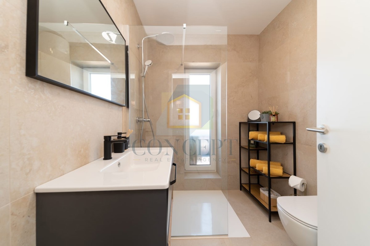 Flat For sale - ISTARSKA NOVIGRAD