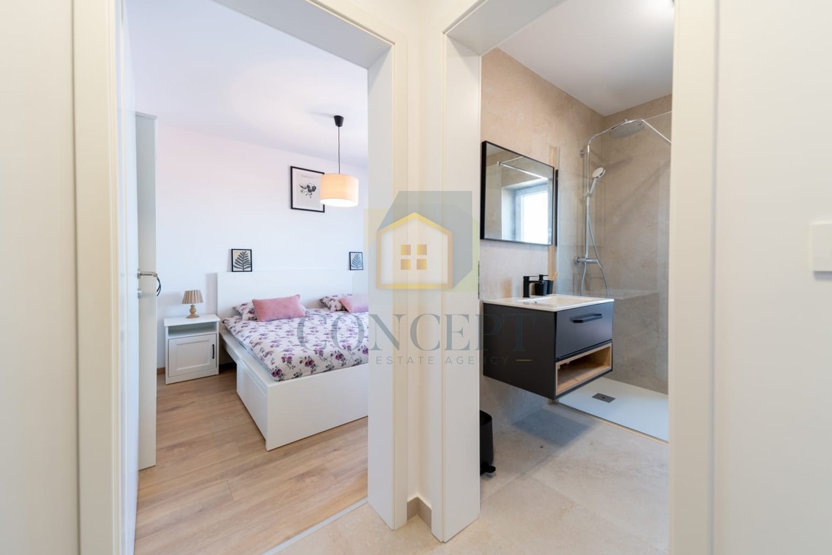 Flat For sale - ISTARSKA NOVIGRAD