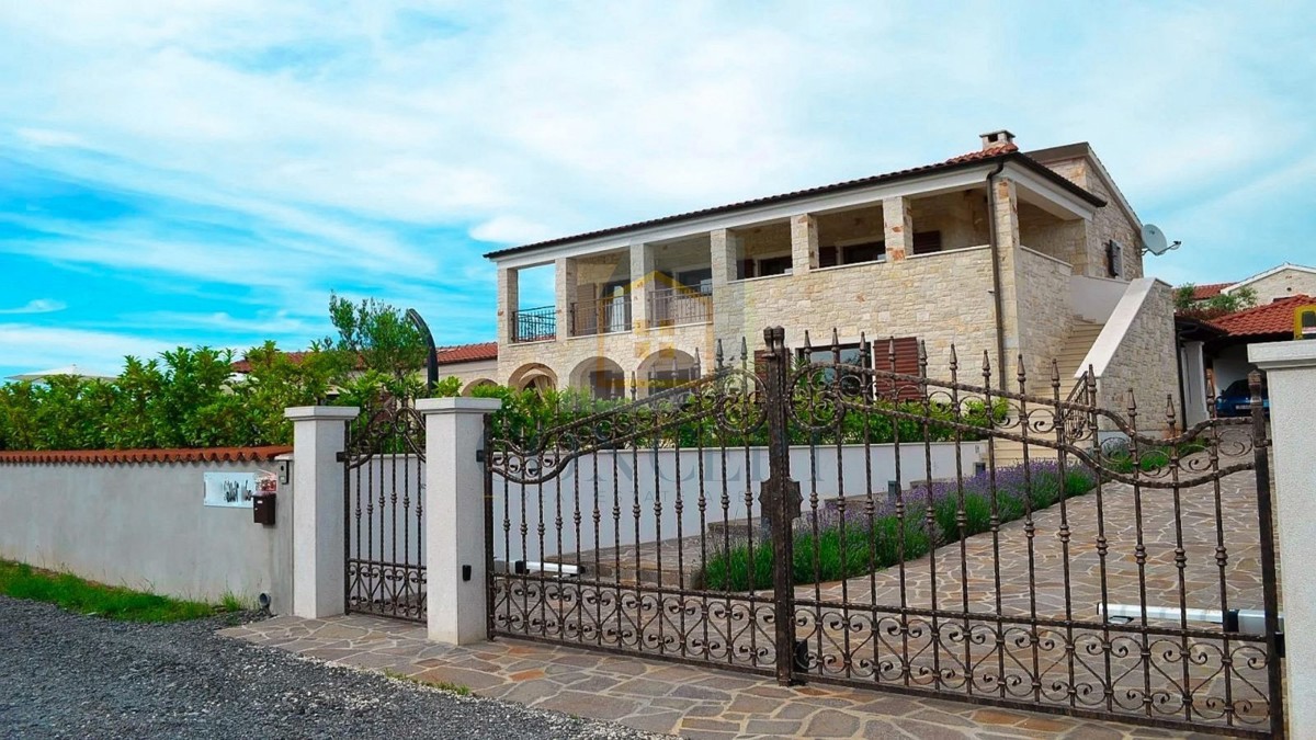 House For sale - Istarska Poreč - foto 2/28