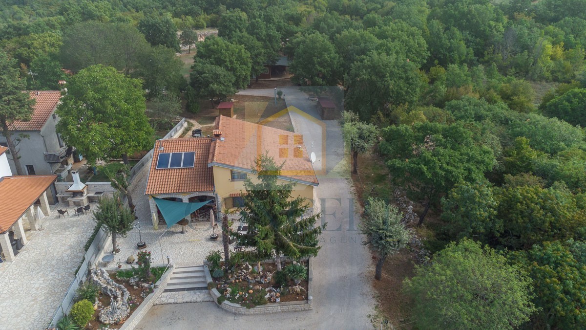 Dom Na predaj - ISTARSKA POREČ