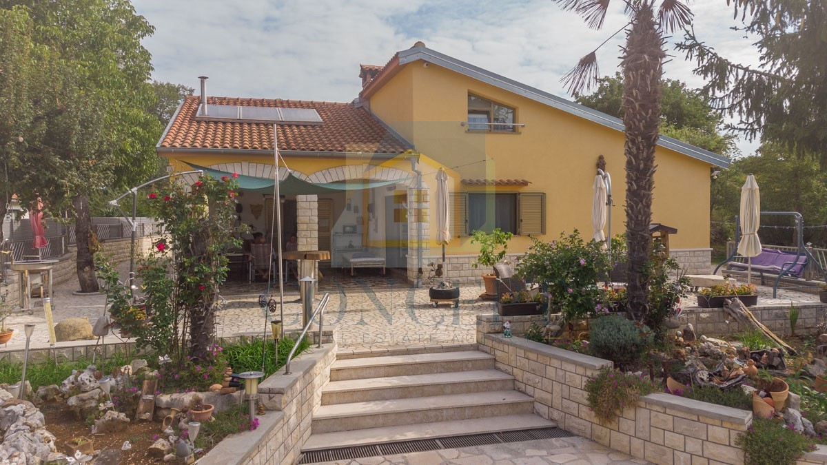 Dom Na predaj - ISTARSKA POREČ