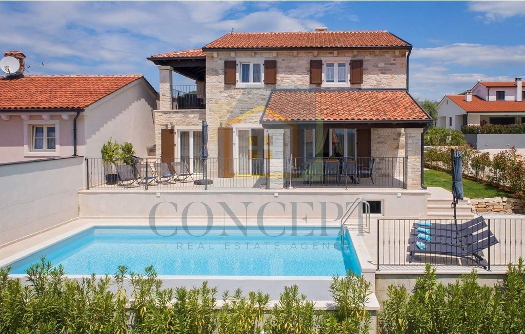 Casa In vendita - Istarska Poreč - foto 1/43