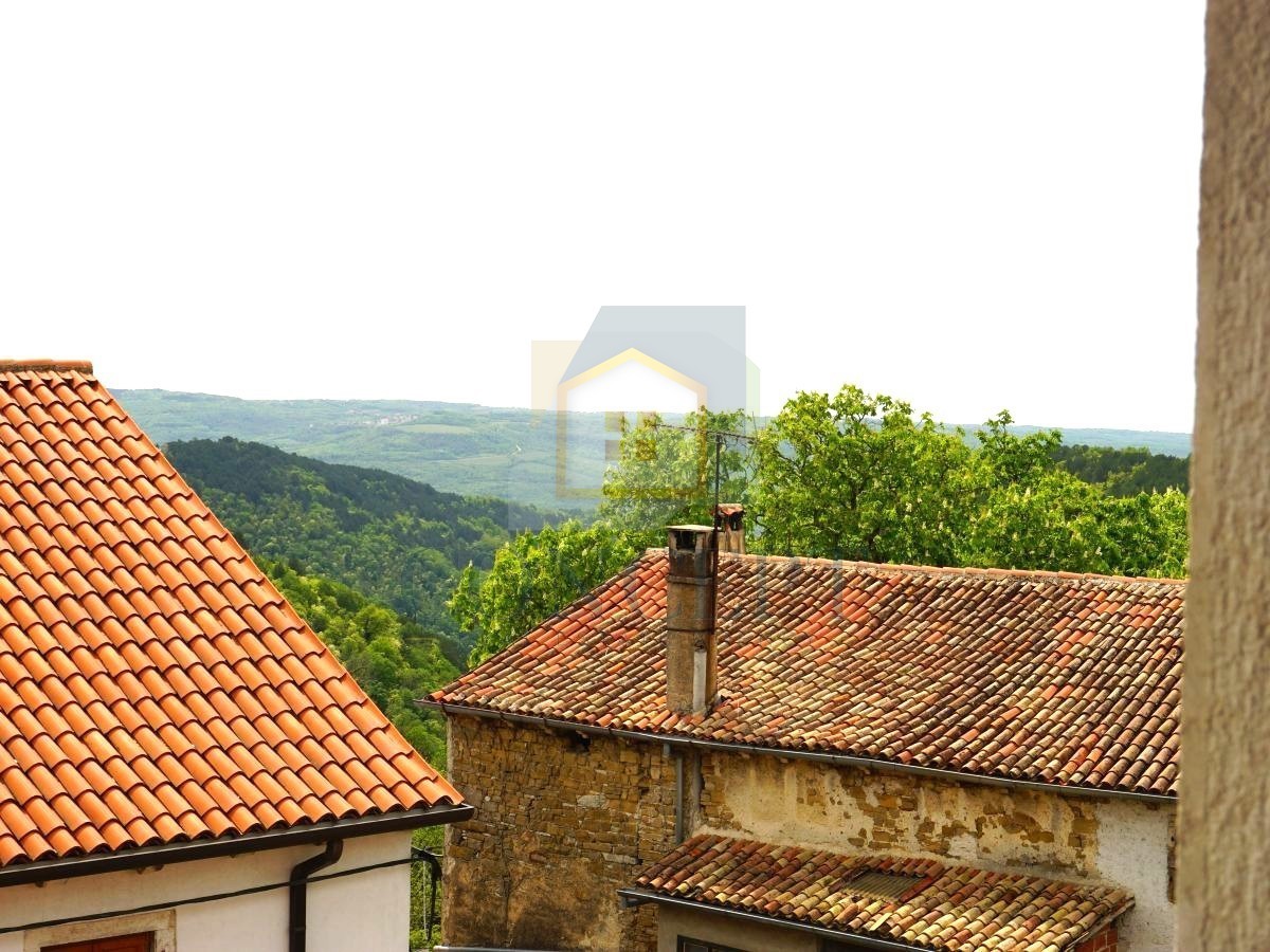 Hiša Na predaj - ISTARSKA OPRTALJ