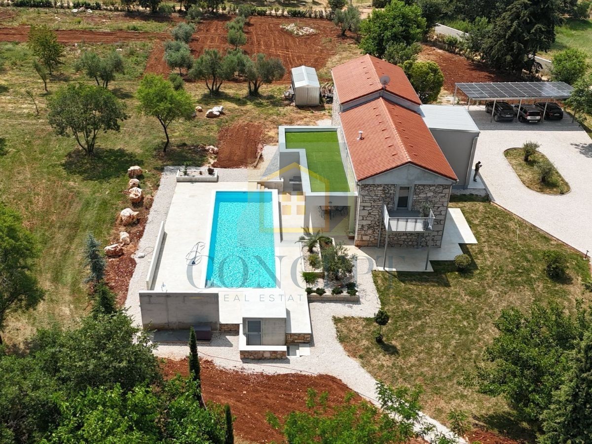 Casa In vendita - Istarska Poreč - foto 1/36