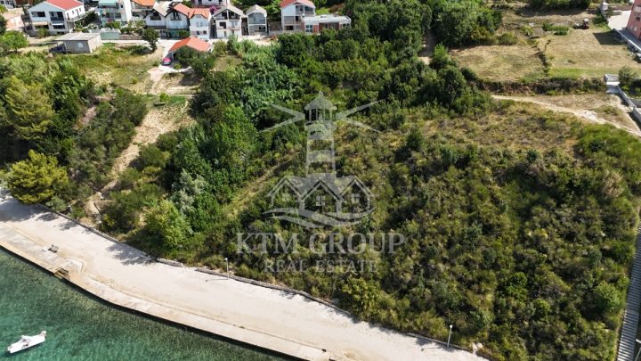 Zemljište na prodaju 1000 m² – Ražanac