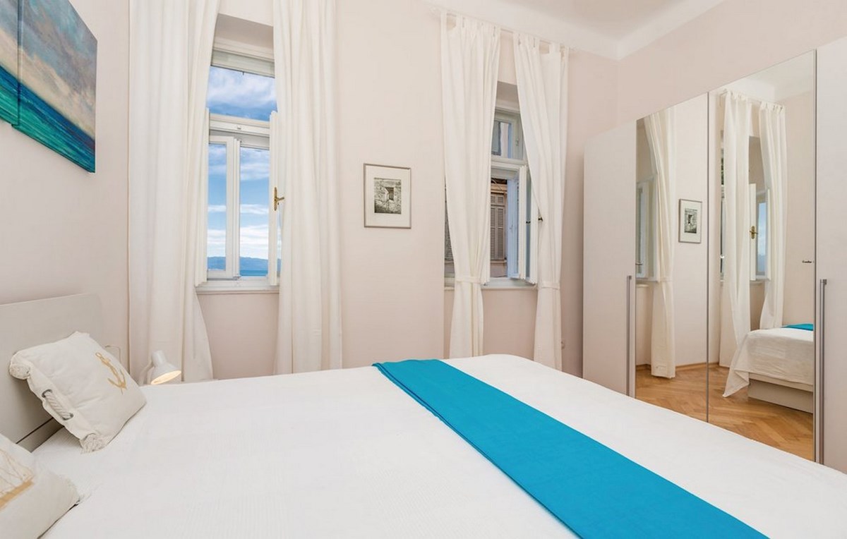Flat For sale - PRIMORSKO-GORANSKA LOVRAN