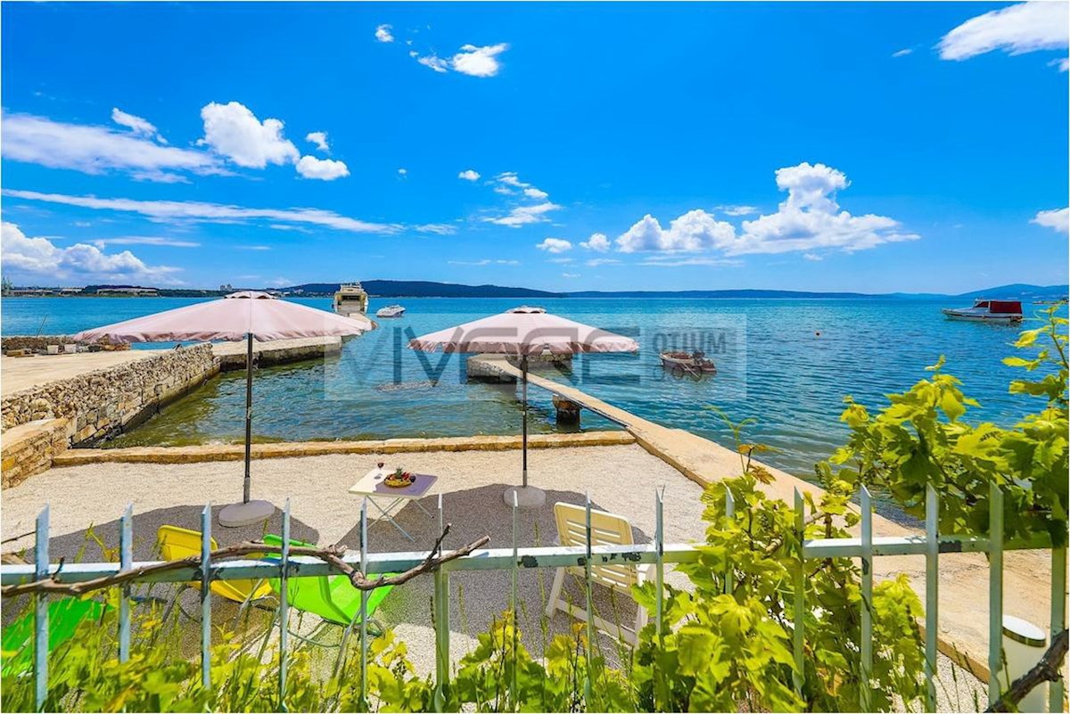 House For sale - SPLITSKO-DALMATINSKA SPLIT
