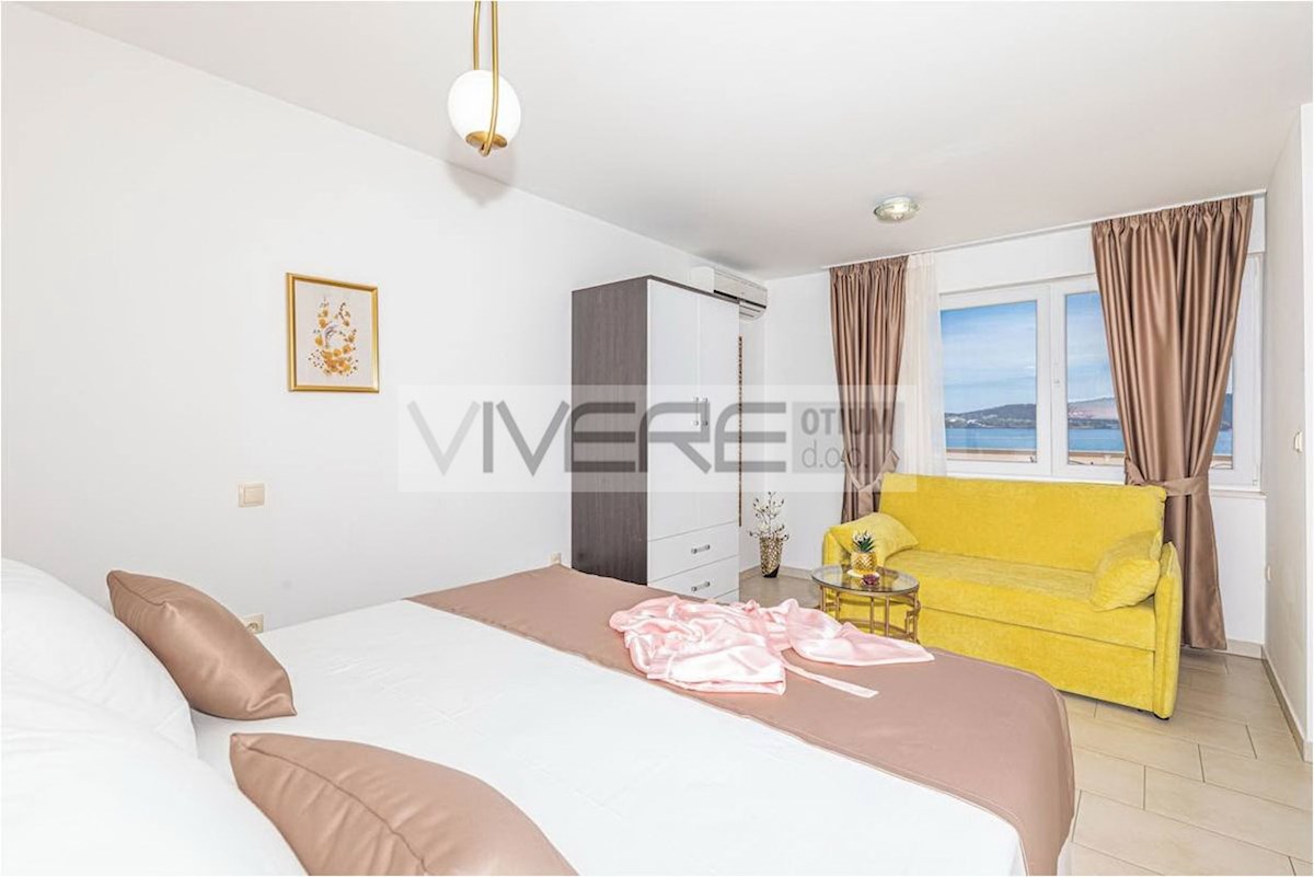 House For sale - SPLITSKO-DALMATINSKA SPLIT