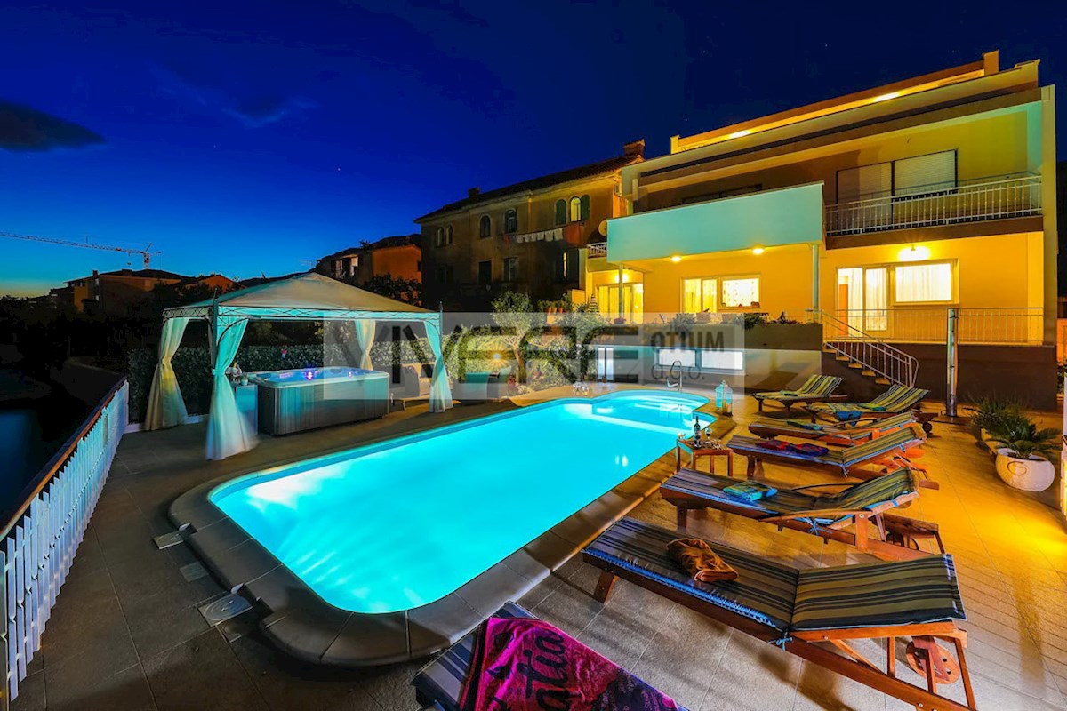 House For sale - SPLITSKO-DALMATINSKA SPLIT