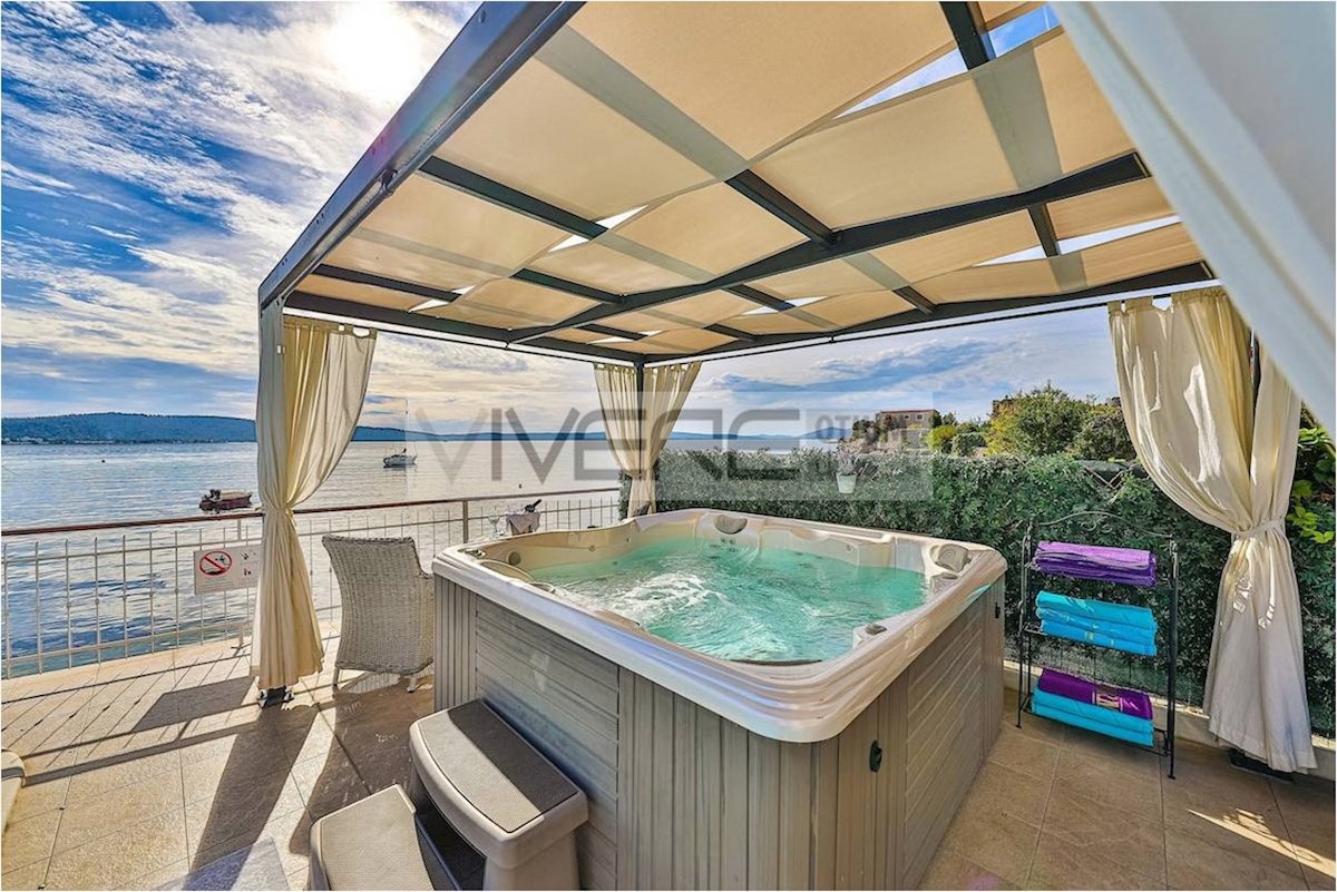 House For sale - SPLITSKO-DALMATINSKA SPLIT