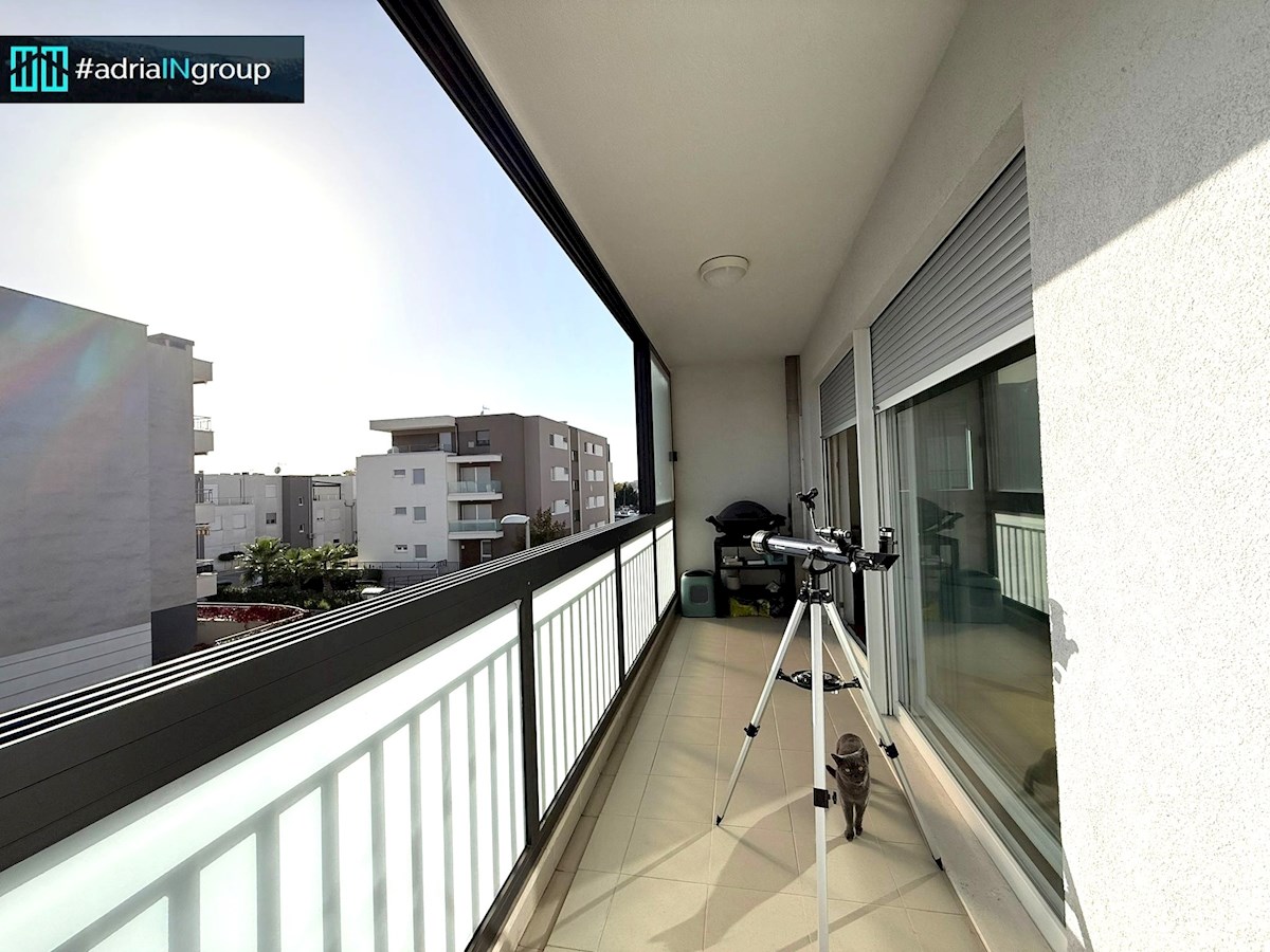 Flat For sale - SPLITSKO-DALMATINSKA PODSTRANA