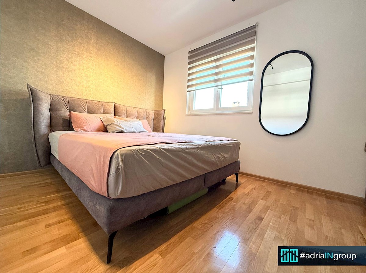 Flat For sale - SPLITSKO-DALMATINSKA PODSTRANA