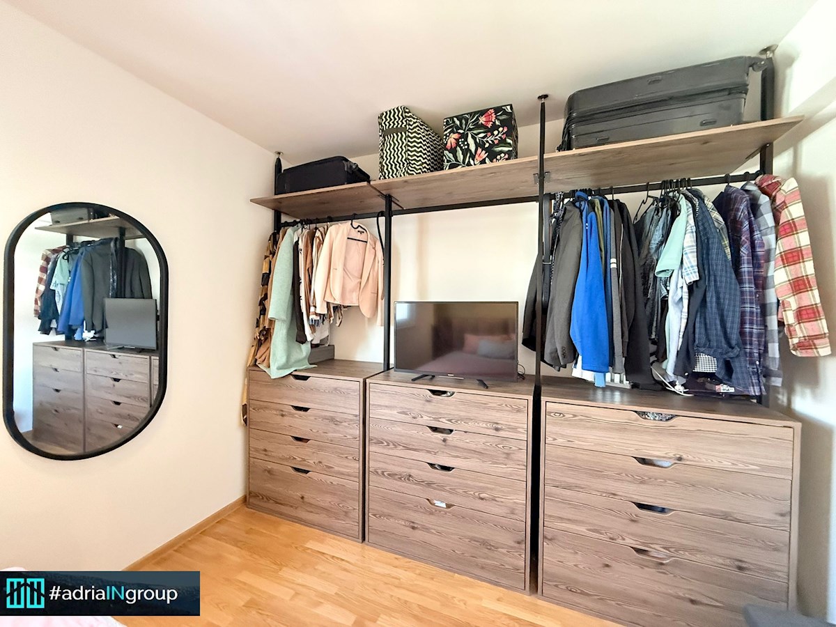 Flat For sale - SPLITSKO-DALMATINSKA PODSTRANA