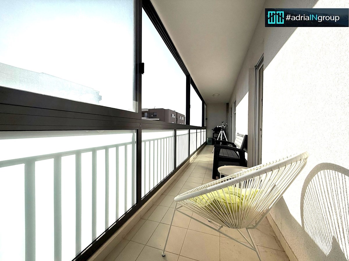 Flat For sale - SPLITSKO-DALMATINSKA PODSTRANA