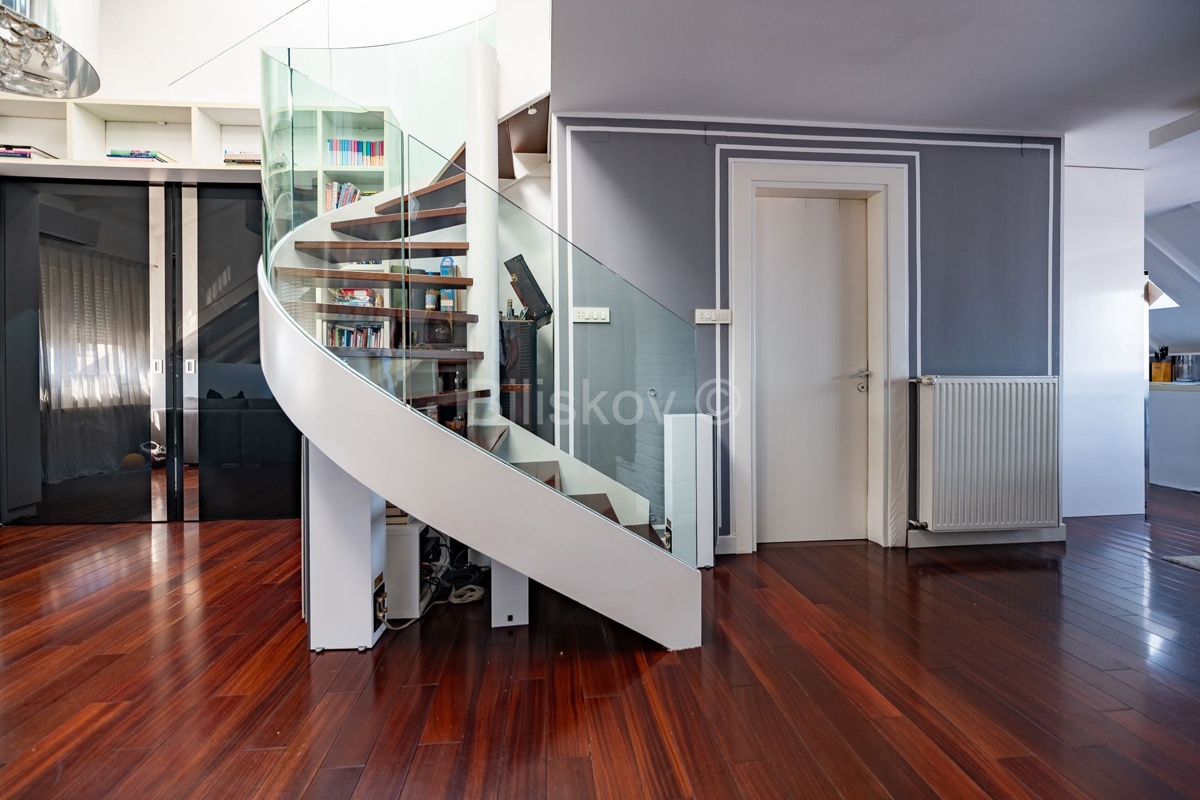 Apartmán Na predaj - GRAD ZAGREB ZAGREB
