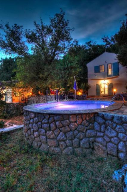 Maison À vendre - PRIMORSKO-GORANSKA VINODOLSKA OPĆINA