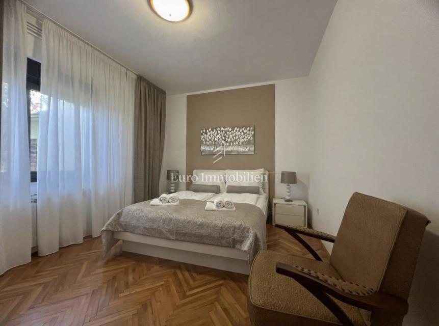 Kuća Na prodaju - PRIMORSKO-GORANSKA CRIKVENICA