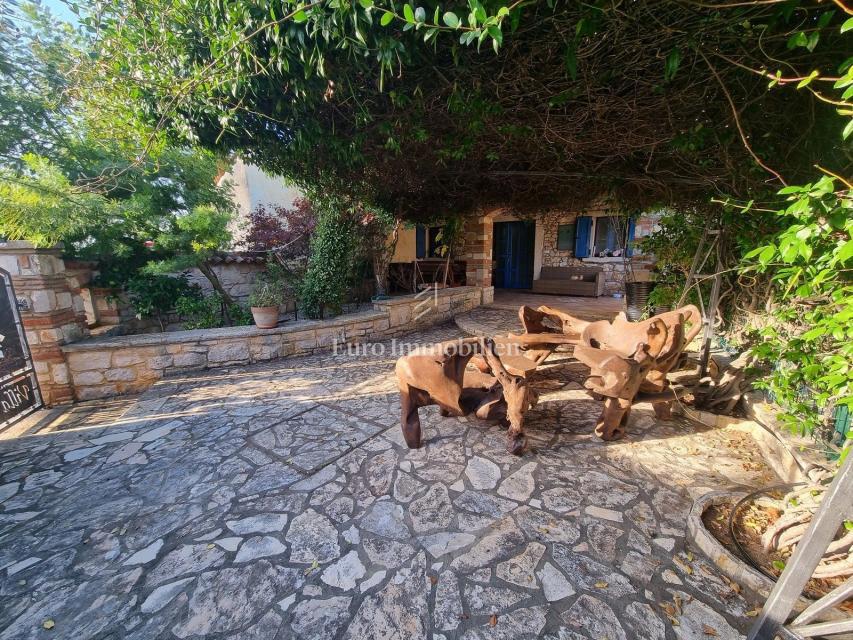 Dom Na predaj - ISTARSKA POREČ