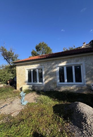 Lokal użytkowy do wynajęcia 80 m² – Kostrena