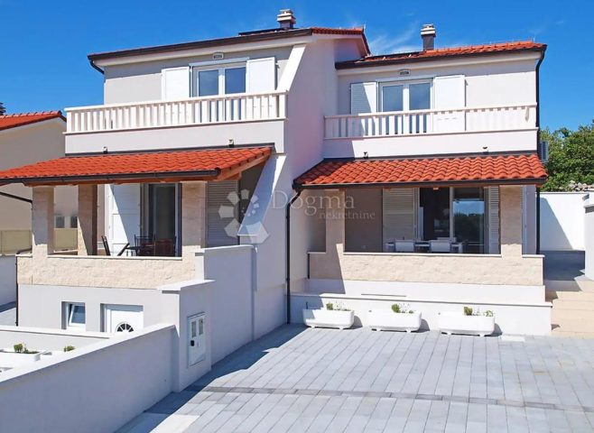 Haus Zu verkaufen - šibensko-kninska Rogoznica - foto 2/16