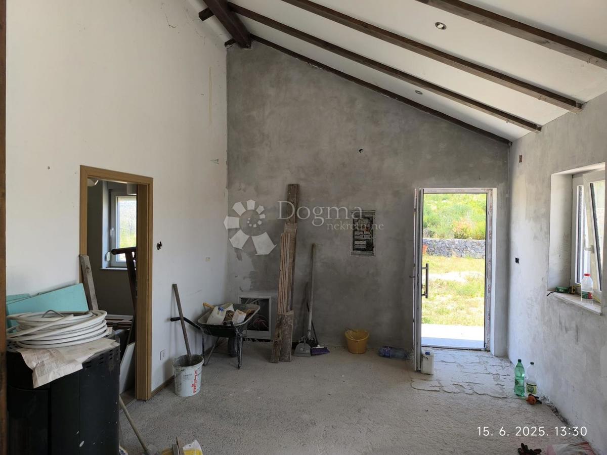 Casa In vendita - ŠIBENSKO-KNINSKA ŠIBENIK