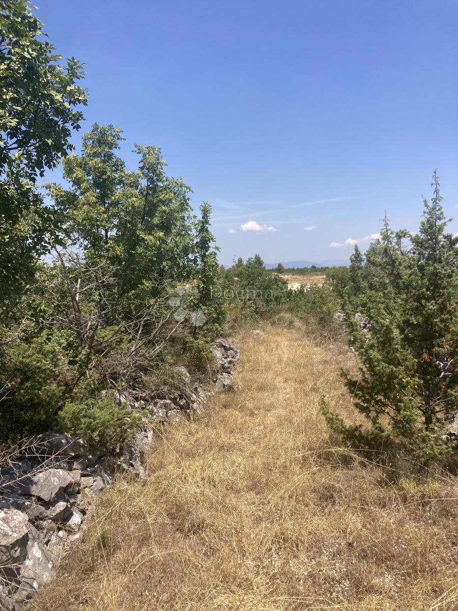 Terrain À vendre - ŠIBENSKO-KNINSKA SKRADIN