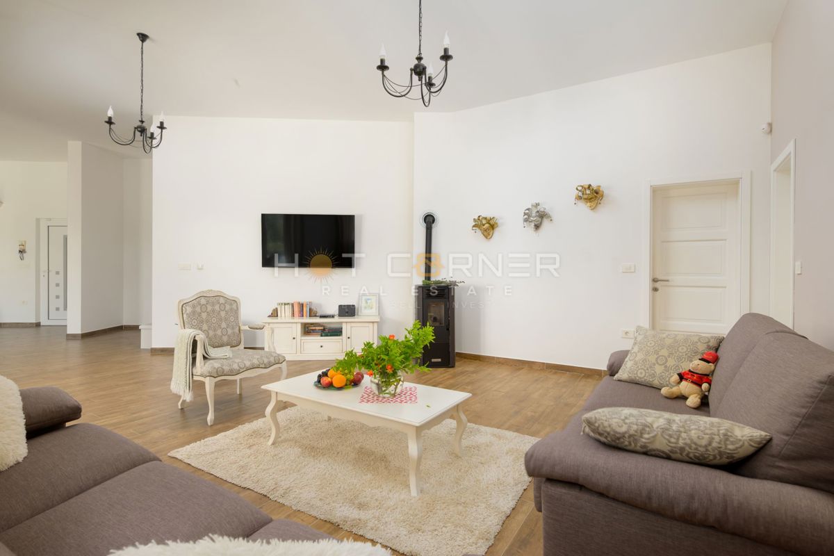 House For sale - ISTARSKA SVETVINČENAT