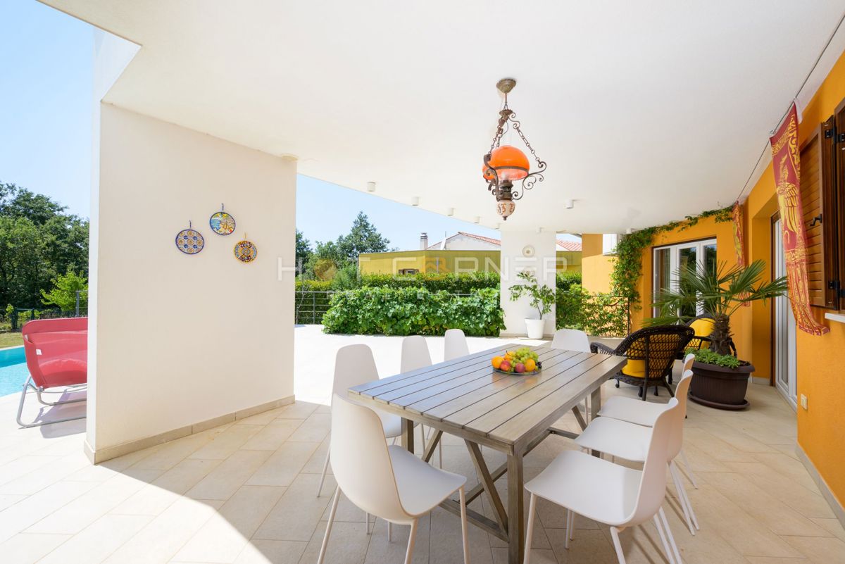 House For sale - ISTARSKA SVETVINČENAT