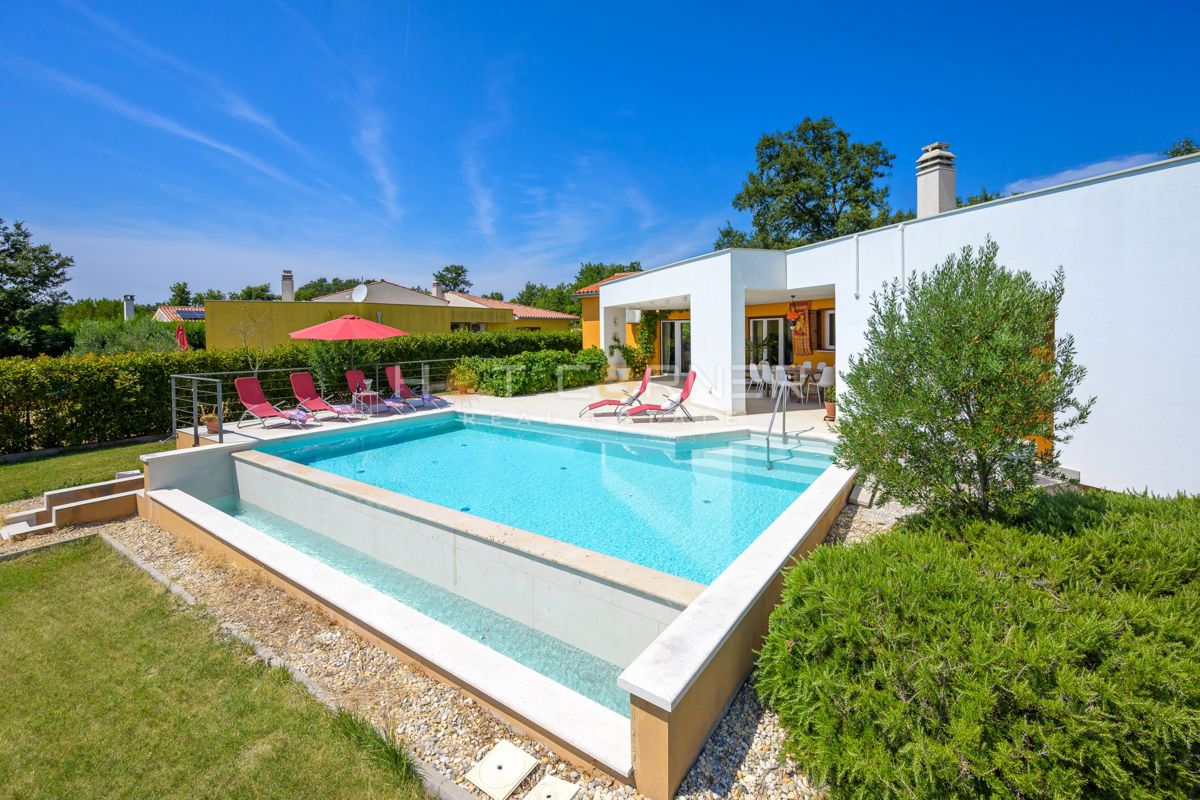 House For sale - ISTARSKA SVETVINČENAT