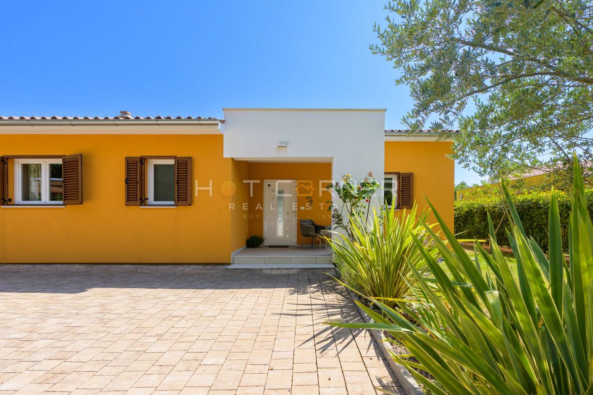 House For sale - ISTARSKA SVETVINČENAT