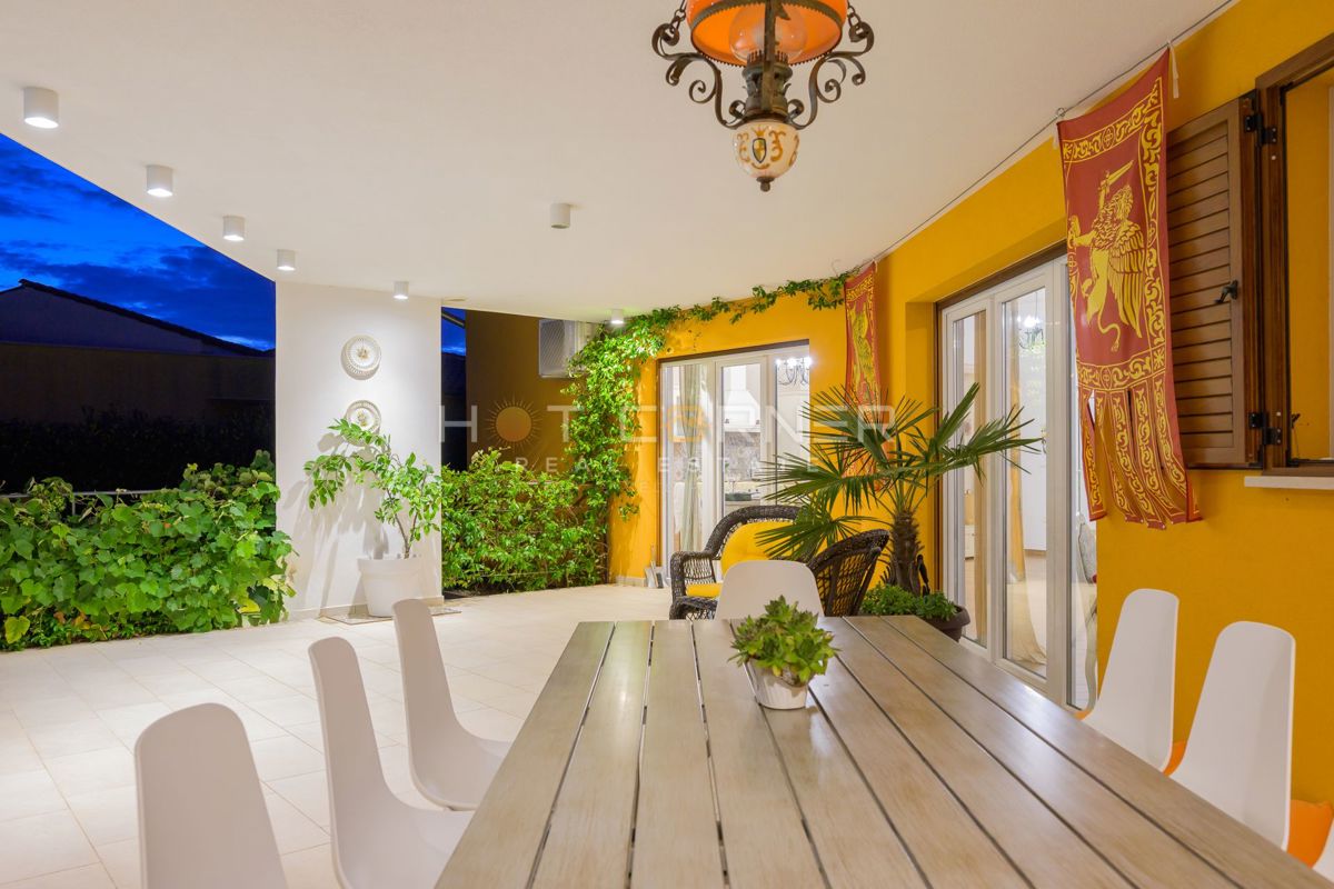 House For sale - ISTARSKA SVETVINČENAT