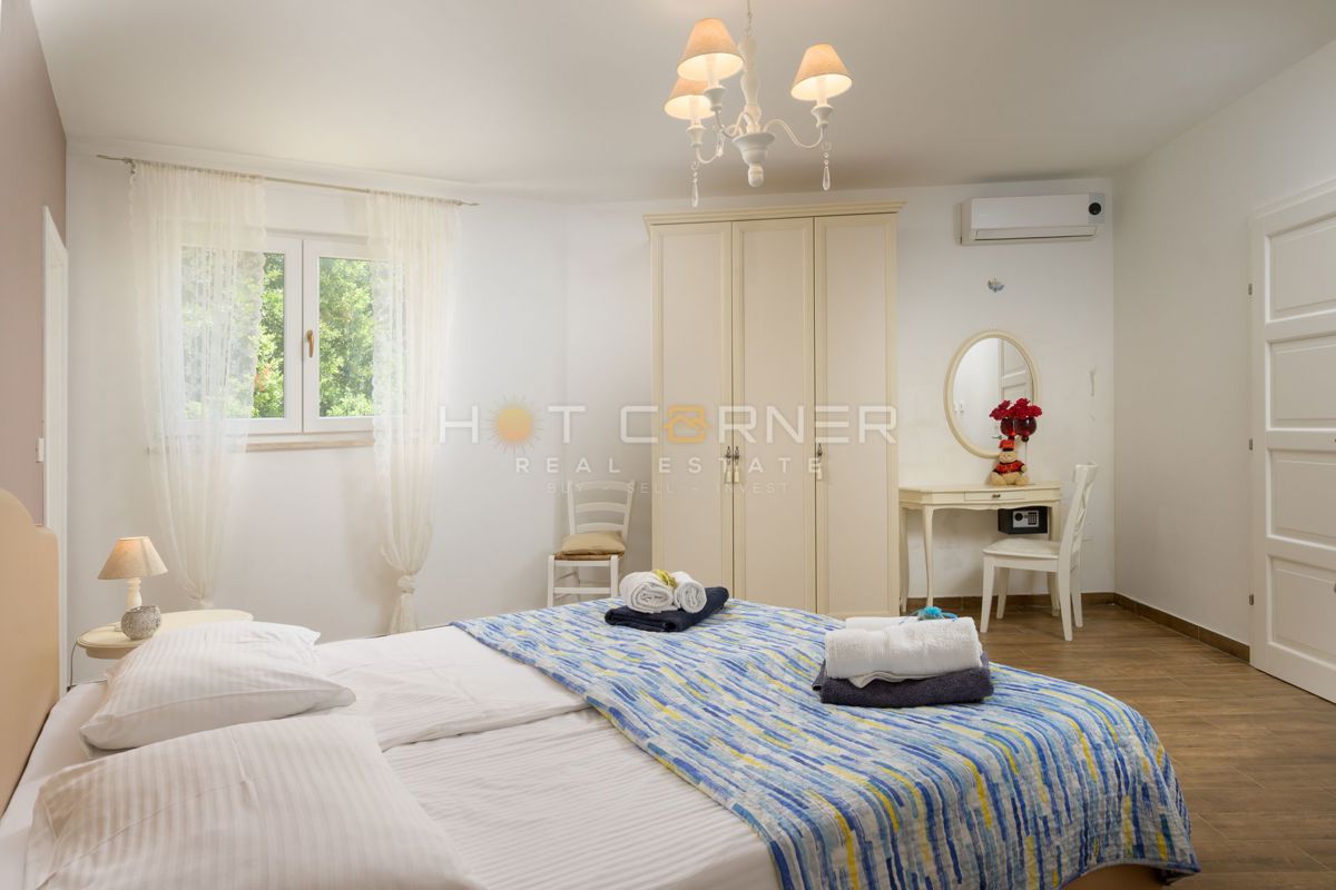 House For sale - ISTARSKA SVETVINČENAT