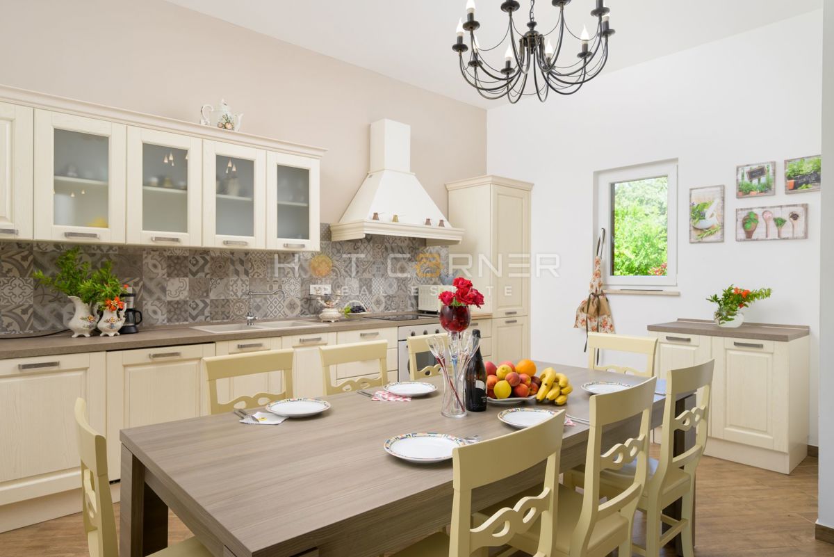House For sale - ISTARSKA SVETVINČENAT