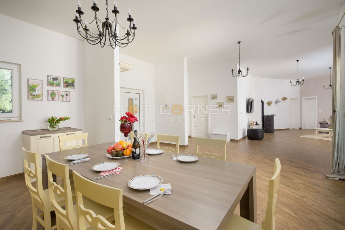 House For sale - ISTARSKA SVETVINČENAT