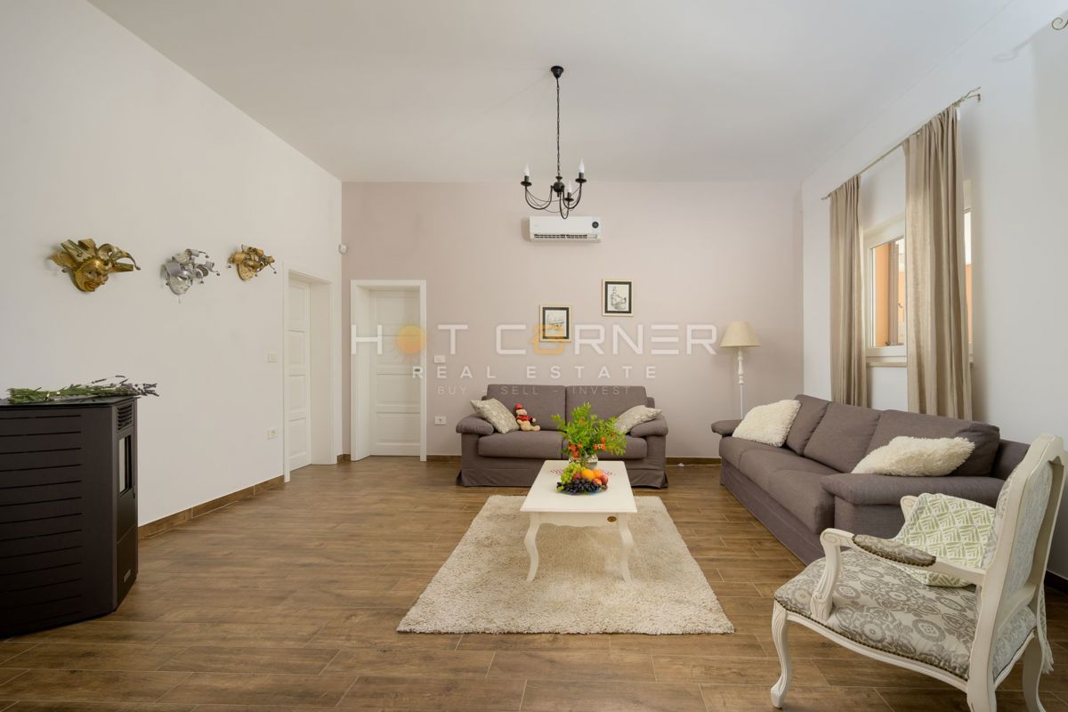 House For sale - ISTARSKA SVETVINČENAT