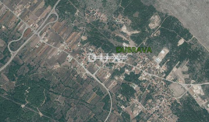 Terreno in vendita 1035 m² – Šibenik