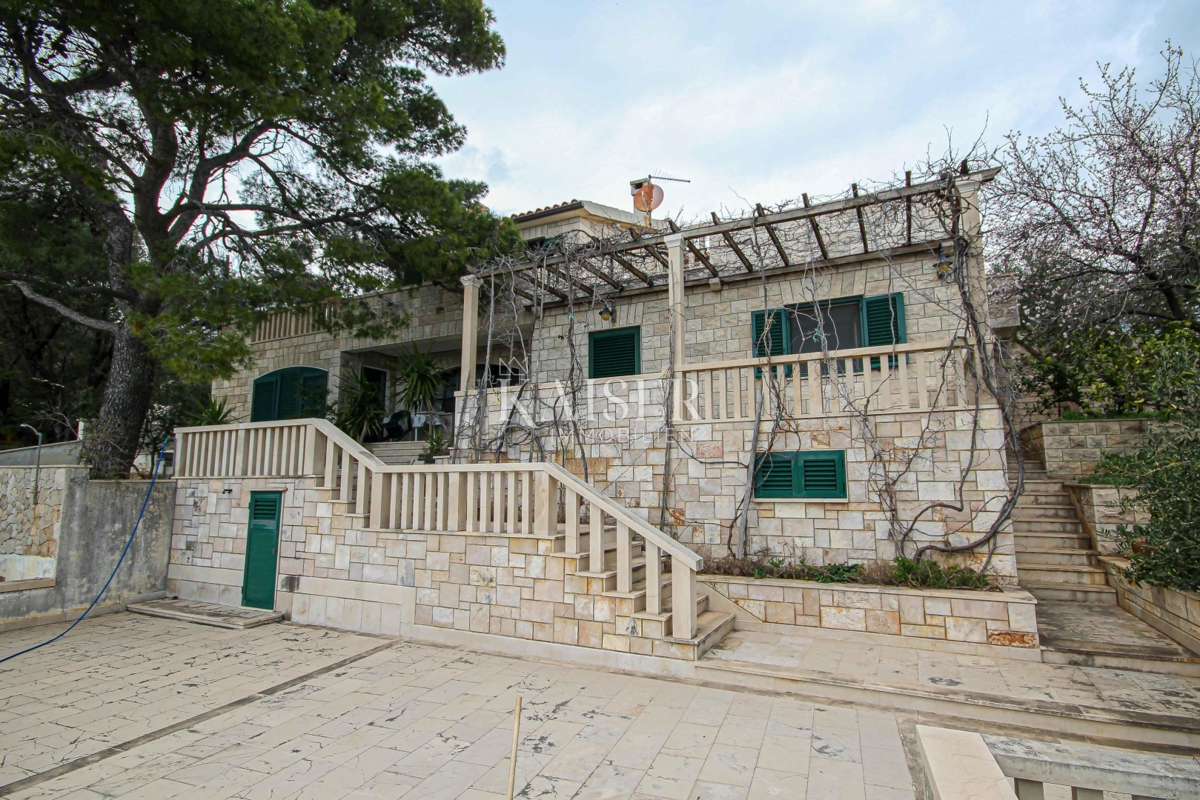 Dom Na sprzedaż - SPLITSKO-DALMATINSKA BRAČ