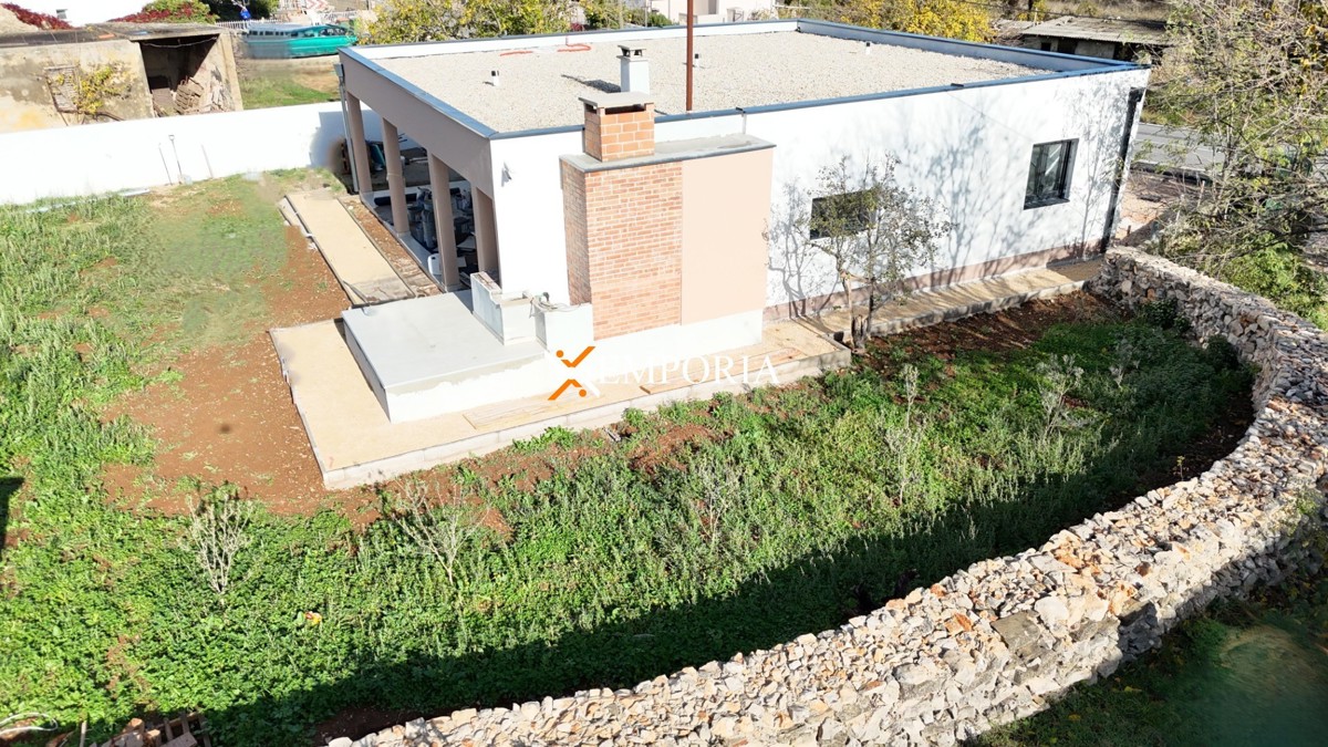 Haus Zu verkaufen - ZADARSKA POLIČNIK