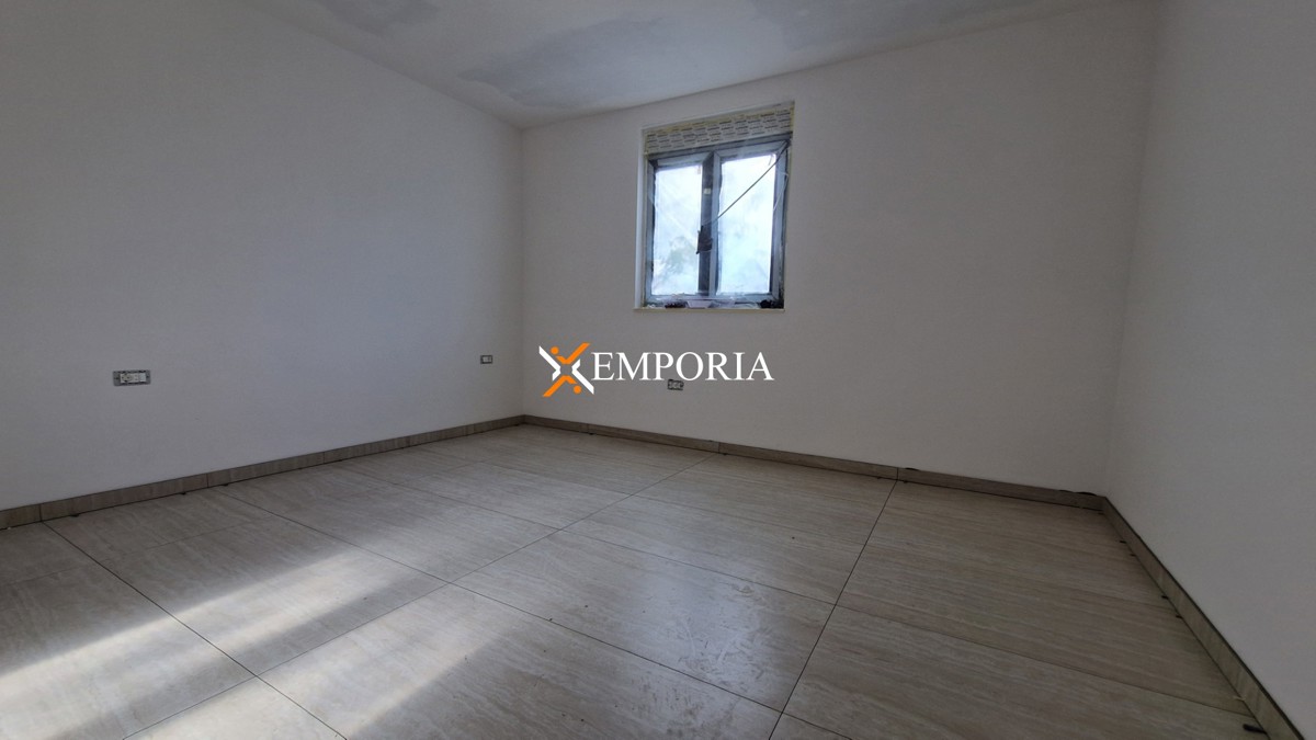 Haus Zu verkaufen - ZADARSKA POLIČNIK