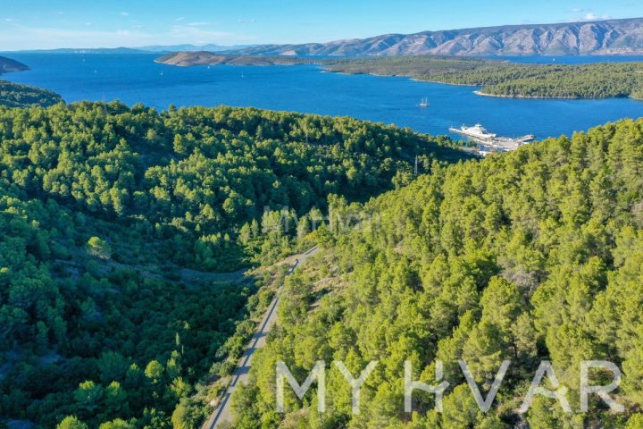 Grundstück zu verkaufen 19091 m² – Jelsa
