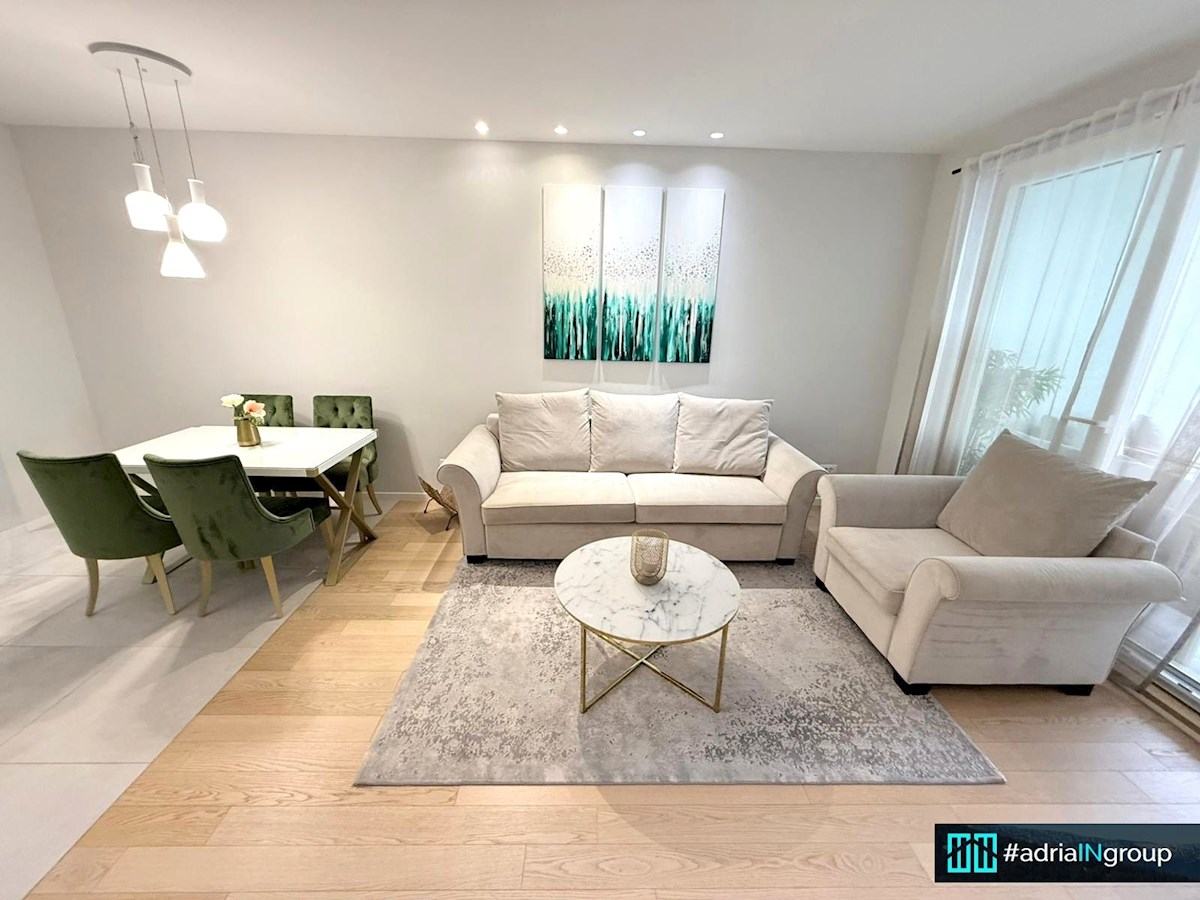 Appartamento In vendita - SPLITSKO-DALMATINSKA SPLIT