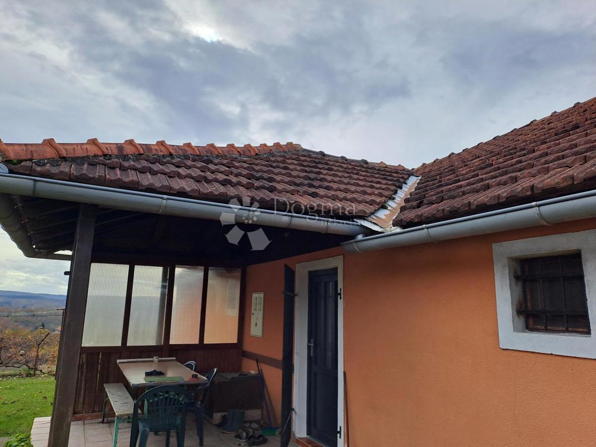 Maison À vendre - KARLOVAČKA VOJNIĆ