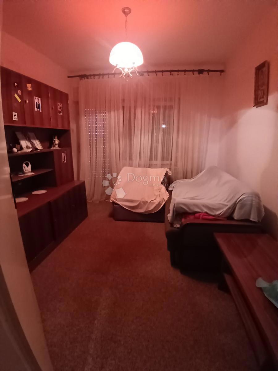 Haus Zu verkaufen - OSJEČKO-BARANJSKA BELI MANASTIR