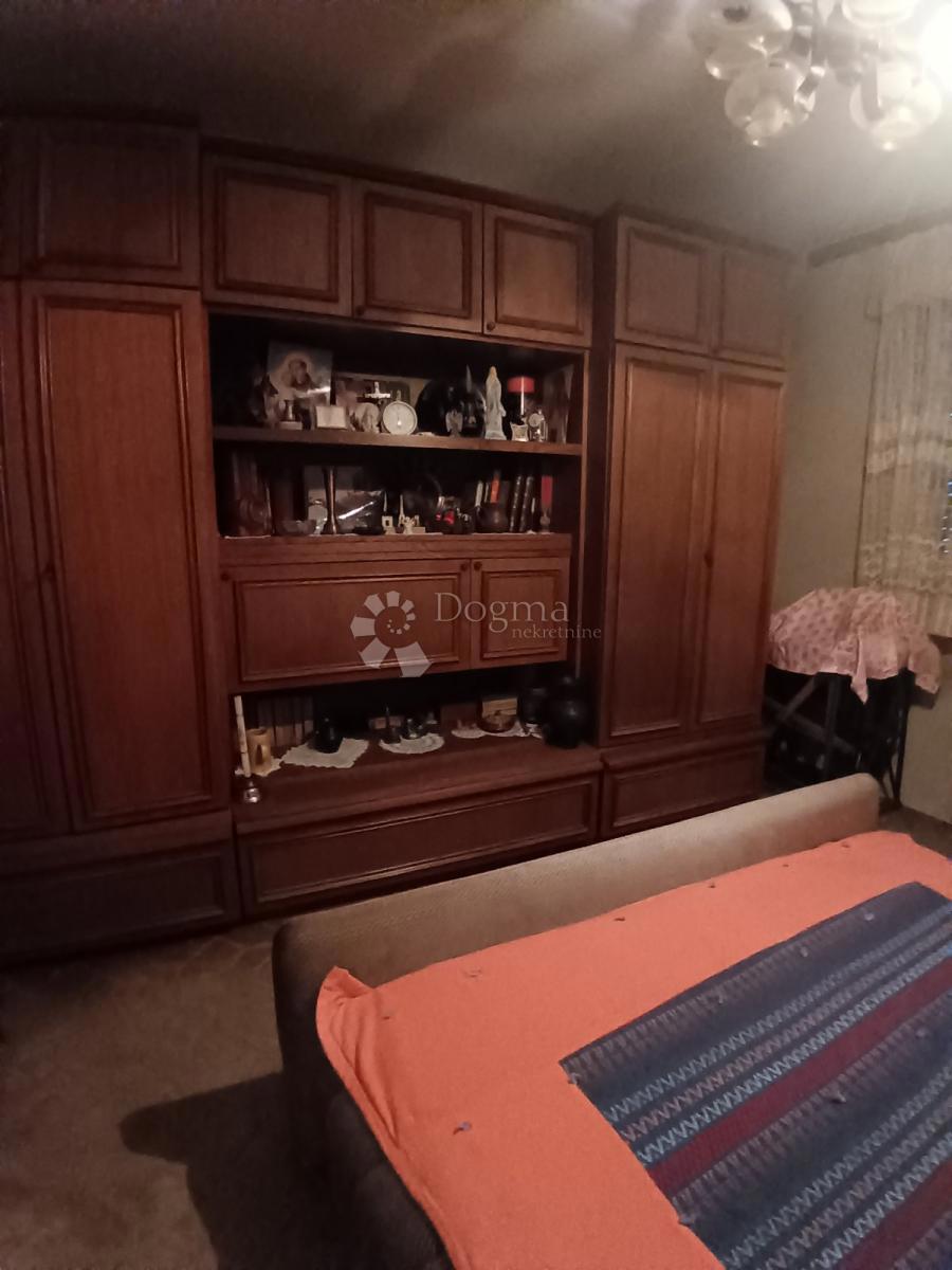 Haus Zu verkaufen - OSJEČKO-BARANJSKA BELI MANASTIR