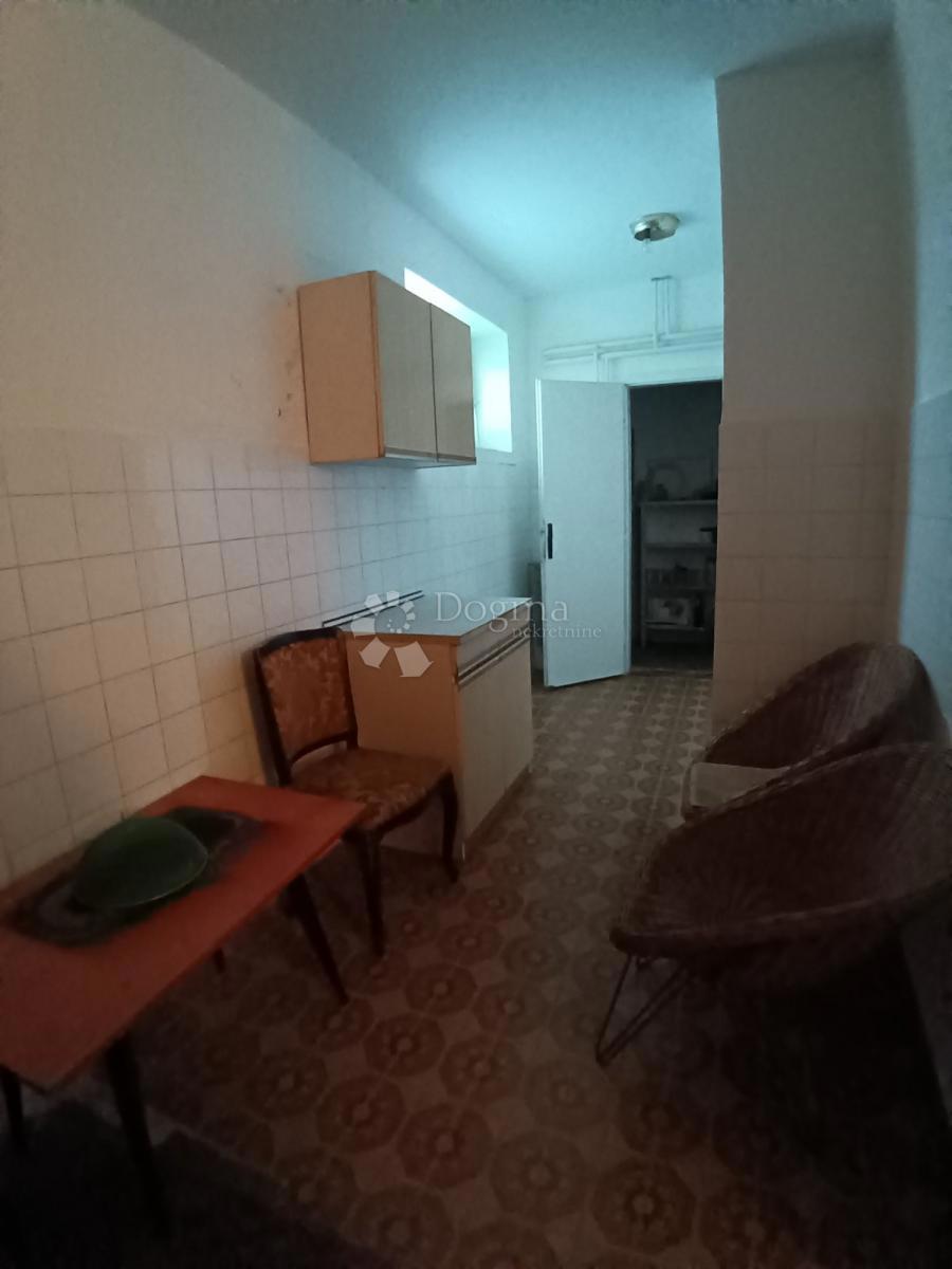Haus Zu verkaufen - OSJEČKO-BARANJSKA BELI MANASTIR