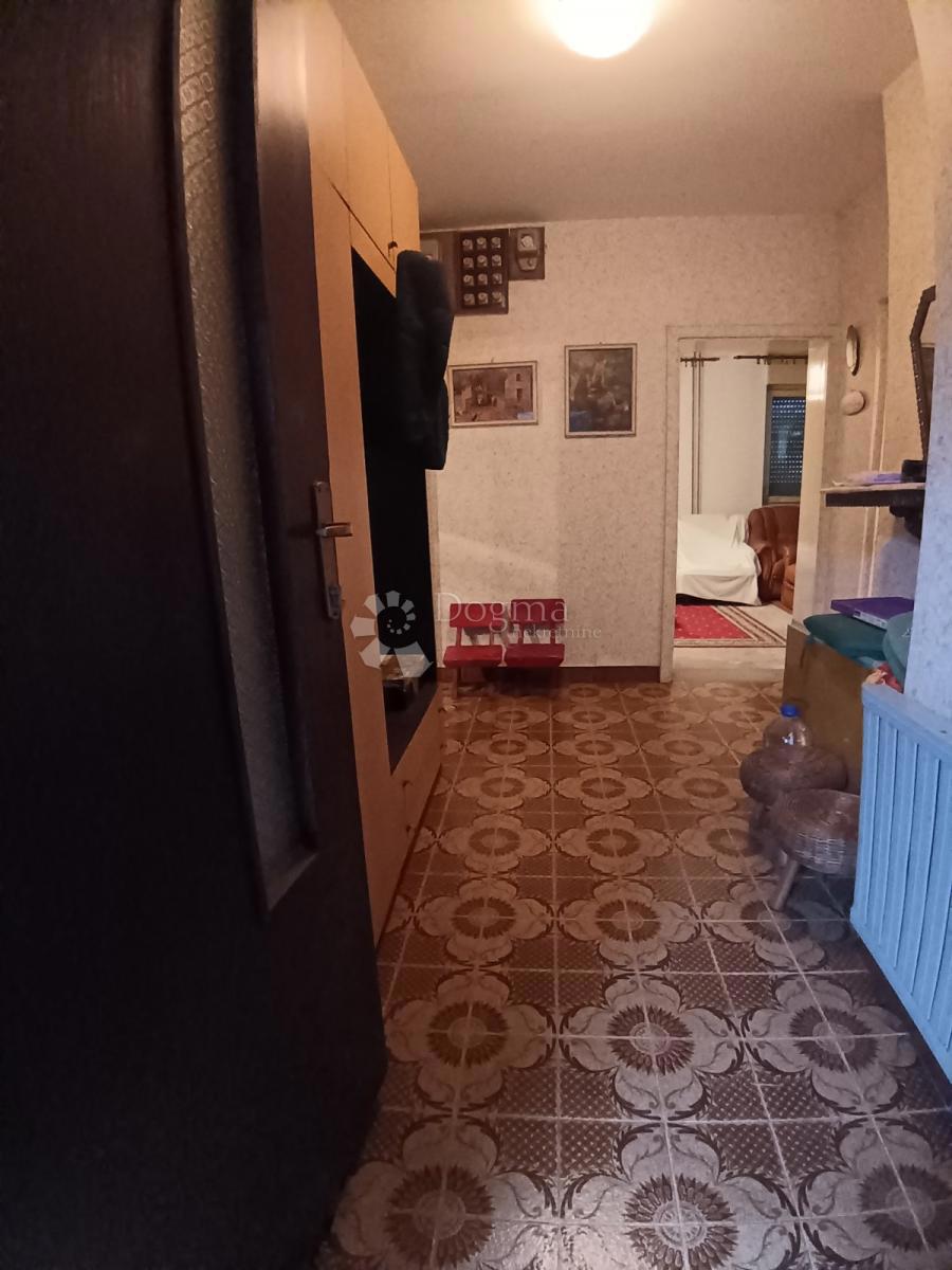 Haus Zu verkaufen - OSJEČKO-BARANJSKA BELI MANASTIR