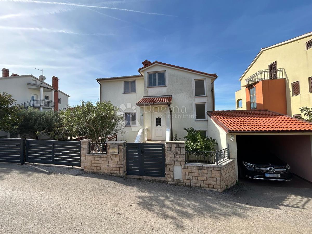 Kuća Na prodaju - ISTARSKA PULA