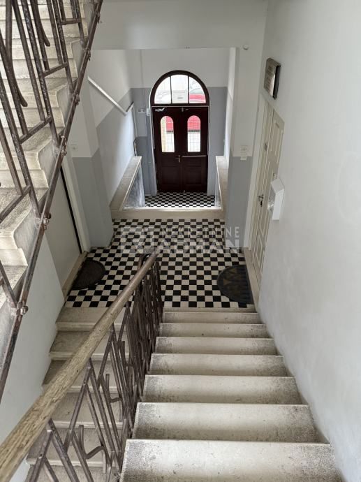 Appartamento In vendita - SPLITSKO-DALMATINSKA SPLIT