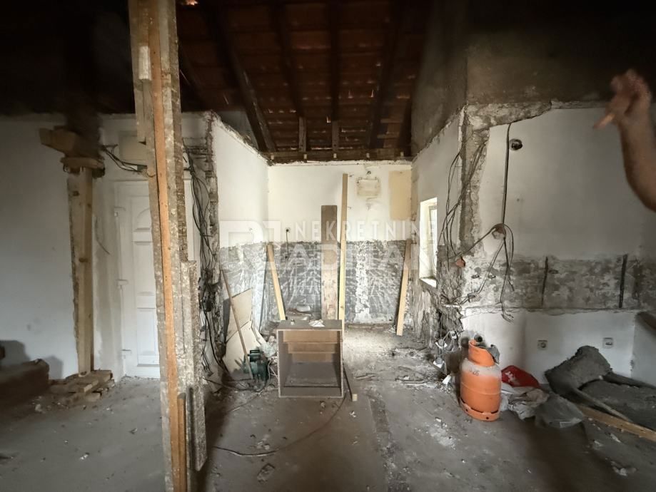 Appartamento In vendita - SPLITSKO-DALMATINSKA SPLIT